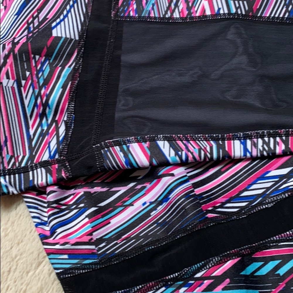 Fabletics Capris - image 3